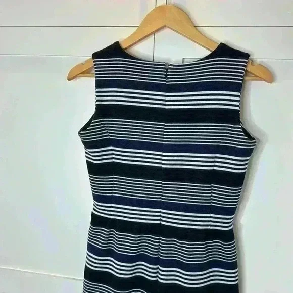Madewell Gallerist Ponte V-Neck Dress Size XS - Picture 9 of 14